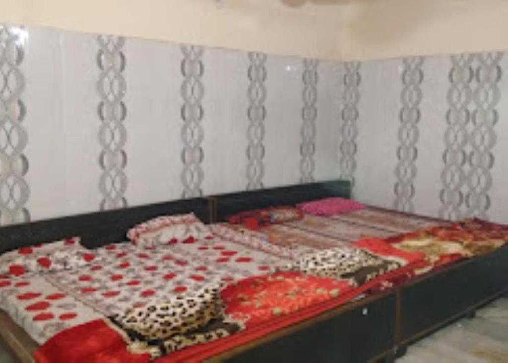 Maatu Shri Comfort Stay-Guest House Mathura Kültér fotó